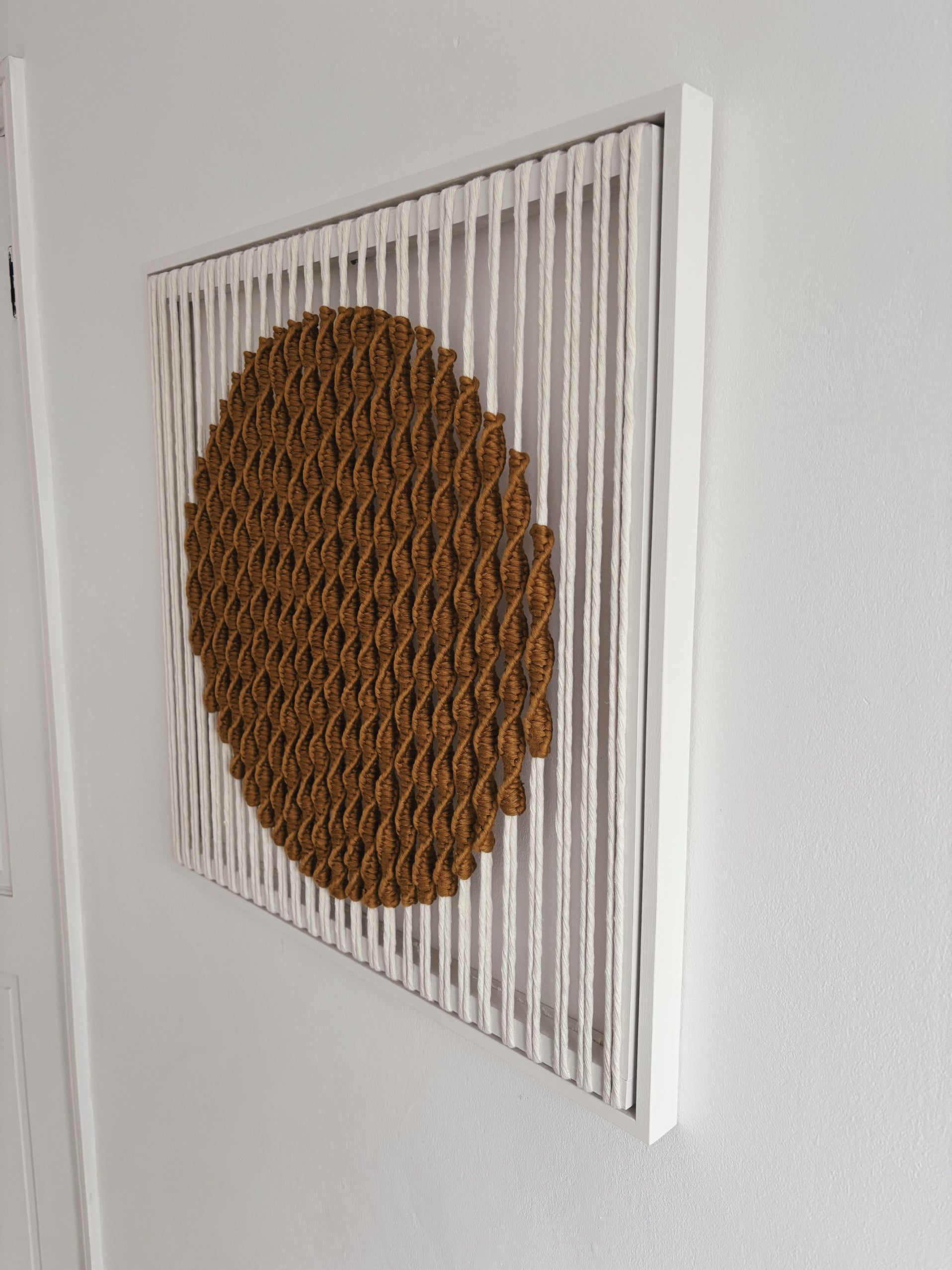 Macrame Wall Art - Framed Howl rust – KELMI