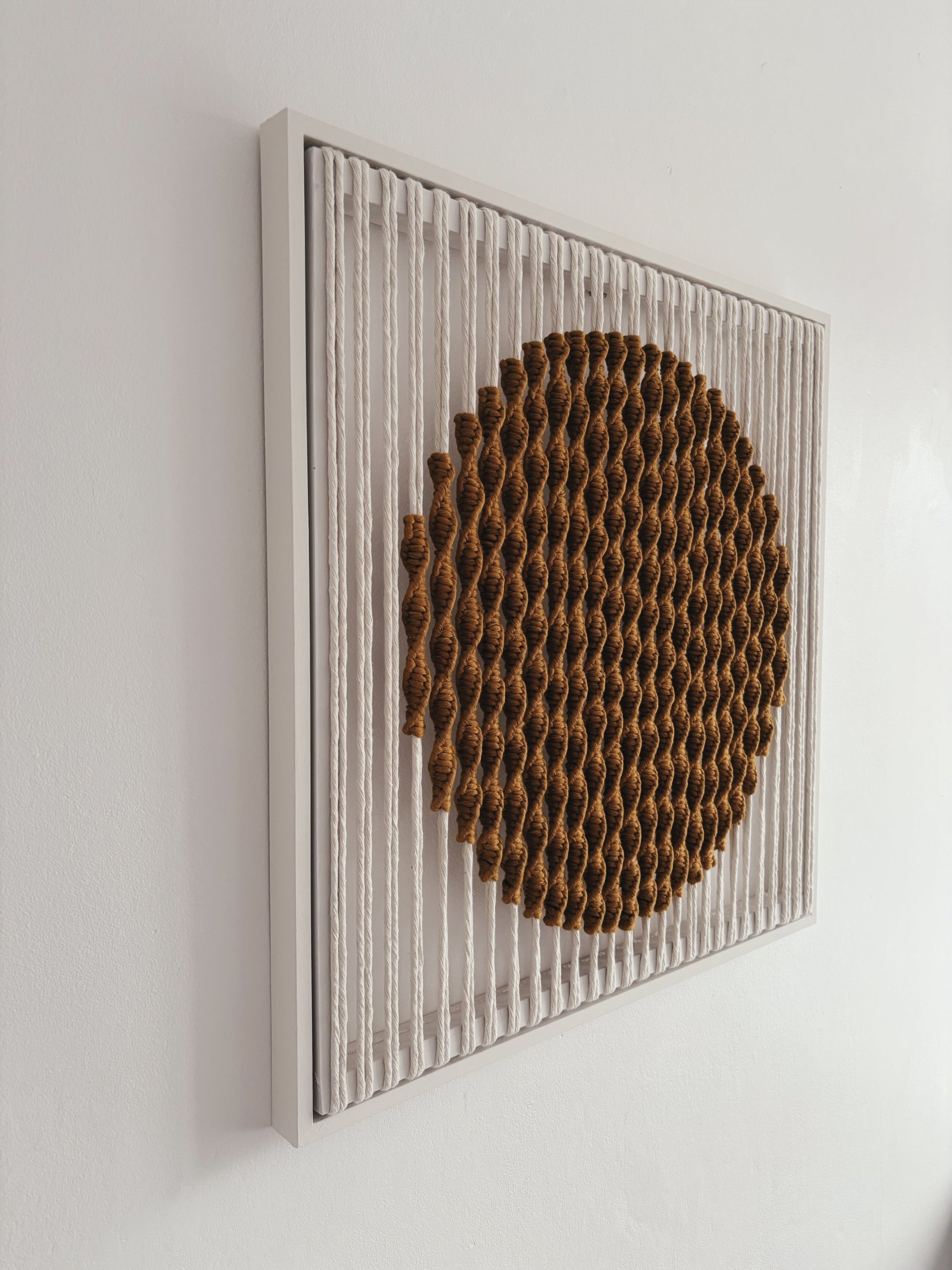 Macrame Wall Art - Framed Howl rust – KELMI